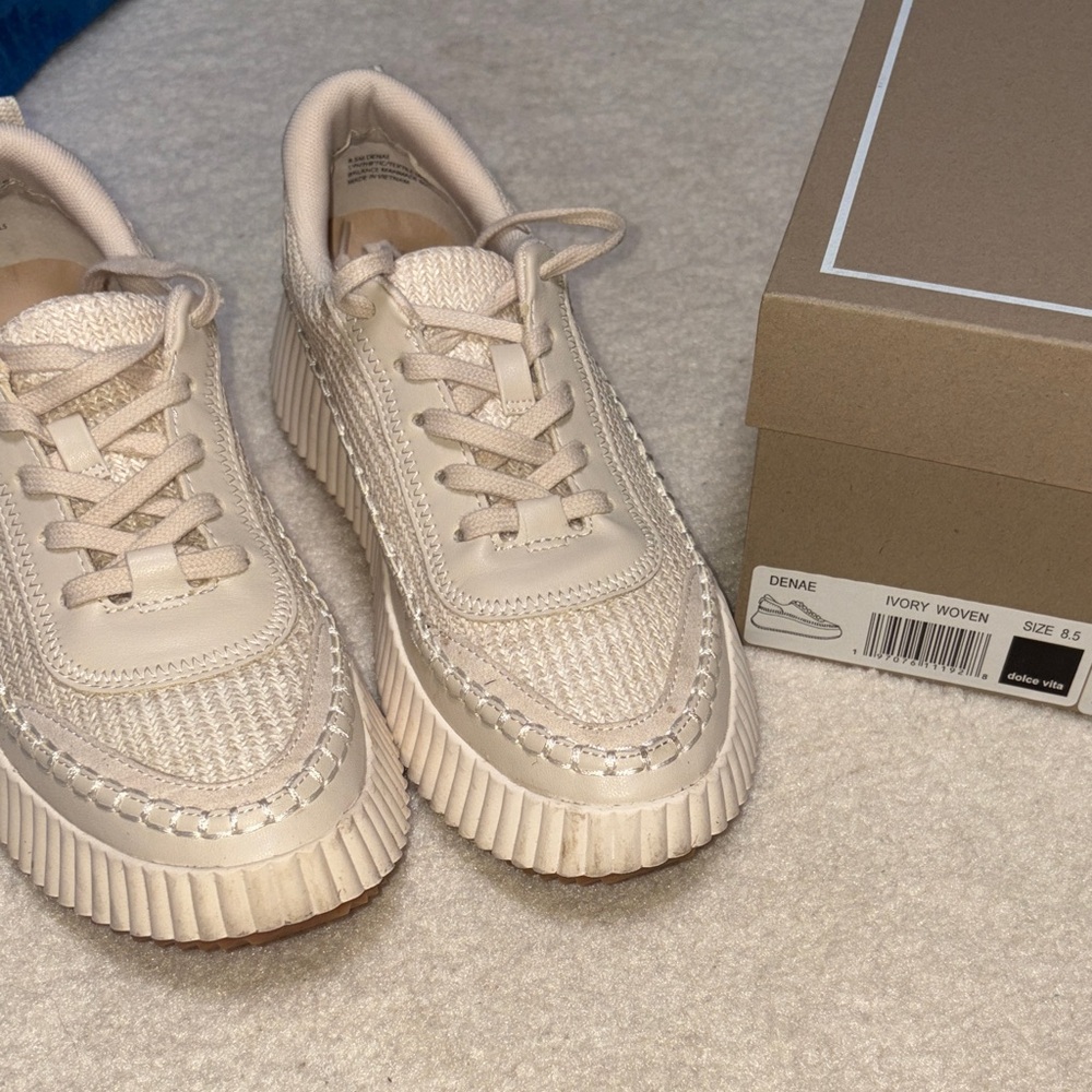 Dolce Vita Ivory Women’s Sneakers - 8.5 - Denae